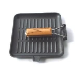 Tigaie grill din fontă cu mâner, dimensiuni 26x26 cm