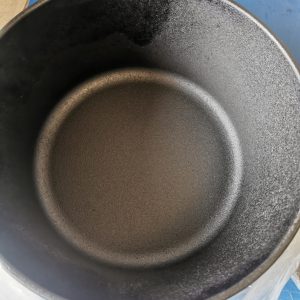 Cratita fonta+capac 32cm cu manerul crapat